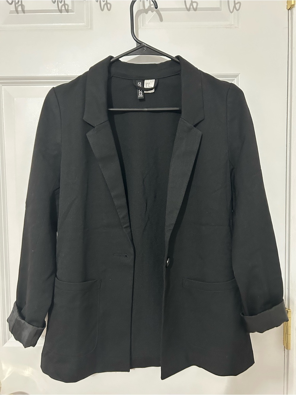 H&M black blazer rolled up sleeves